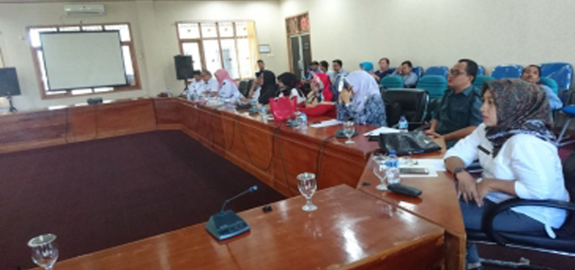 Pihak Disdikbu Kota Bengkulu saat hearing dengan Komisi III DPRD Kota Bengkulu