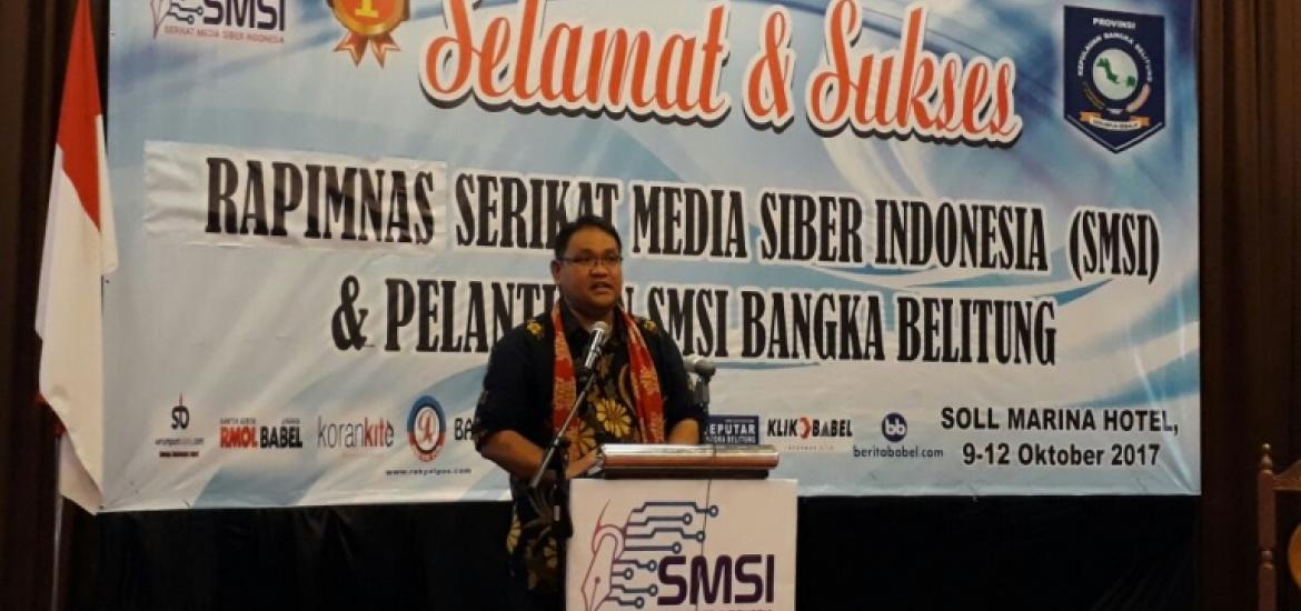 Teguh Santosa, Ketua Umum SMSI Pusat saat memberikan sambutan di Rapimnas SMSI di Bangka Belitung