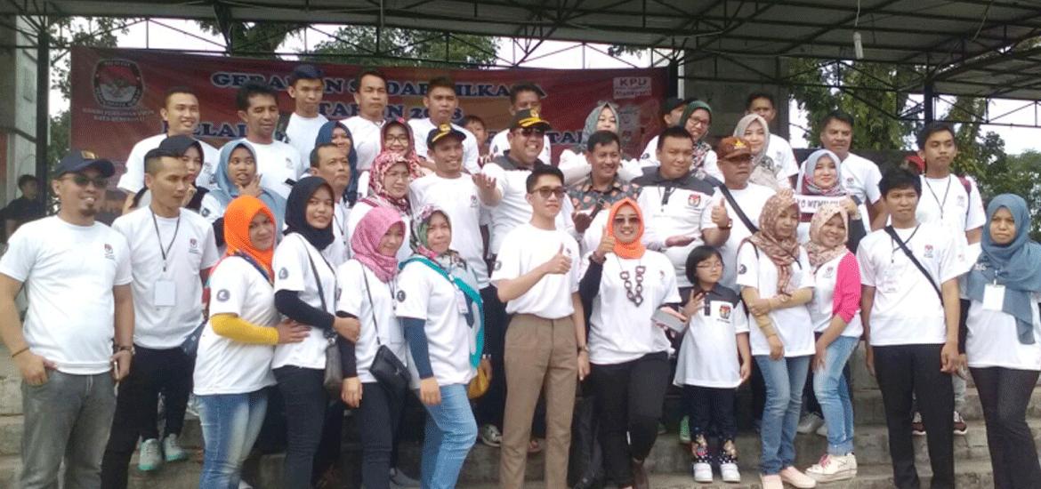 KPU Kota Bengkulu menggelar gerak jalan serentak untuk sukseskan pilkada 2018 