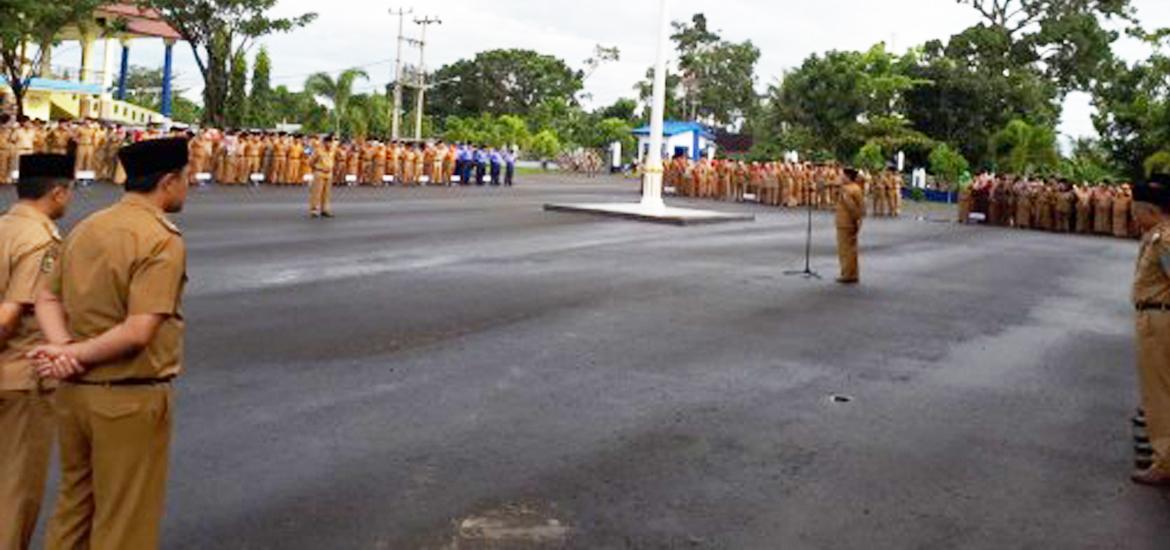 Penjabat Walikota Bengkulu Budiman Ismaun pimpin apel gabungan perdana