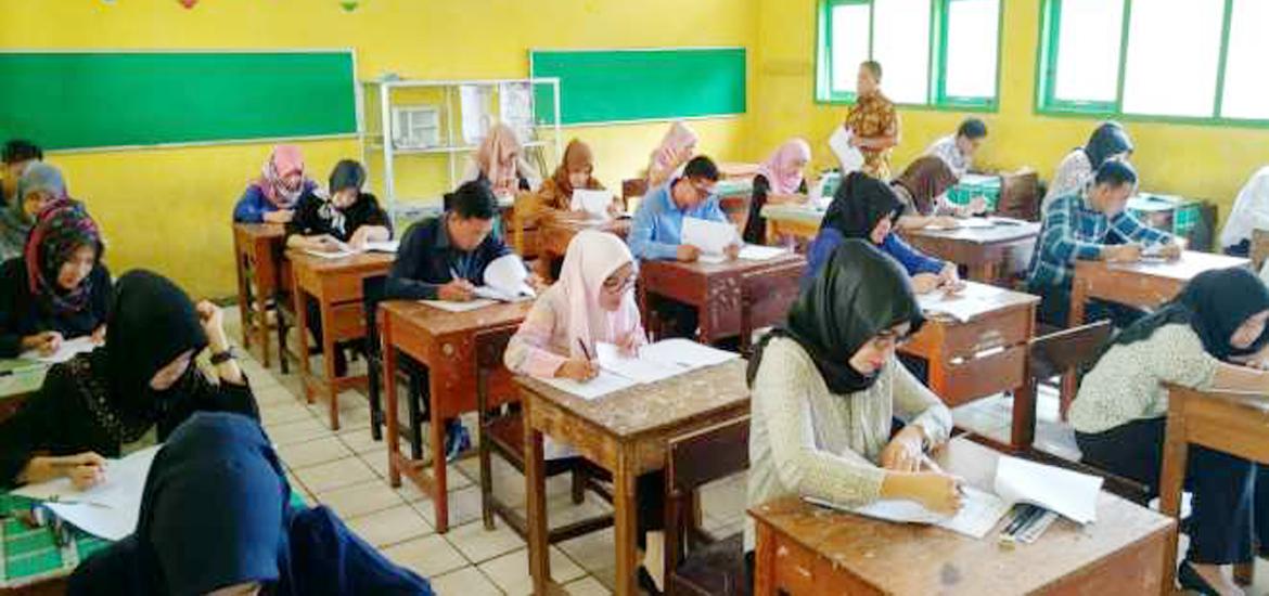 Tes tertulis  karyawan BPRS Fadhilah Kota Bengkulu