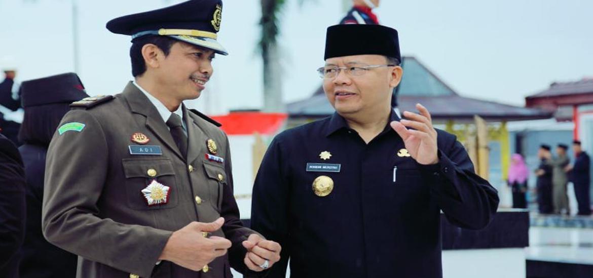 Plt Gubernur Rohidin Mersyah saat peringatan Hari Pahlawan