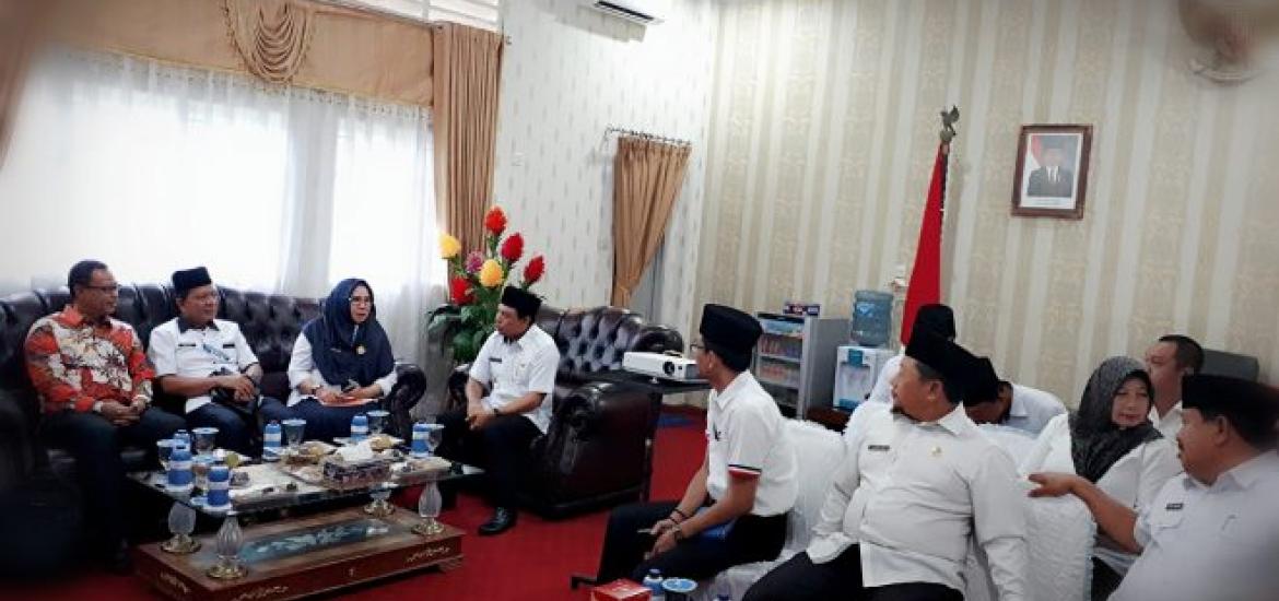 Rapat Pertemuan Dengan TIM TNP2K
