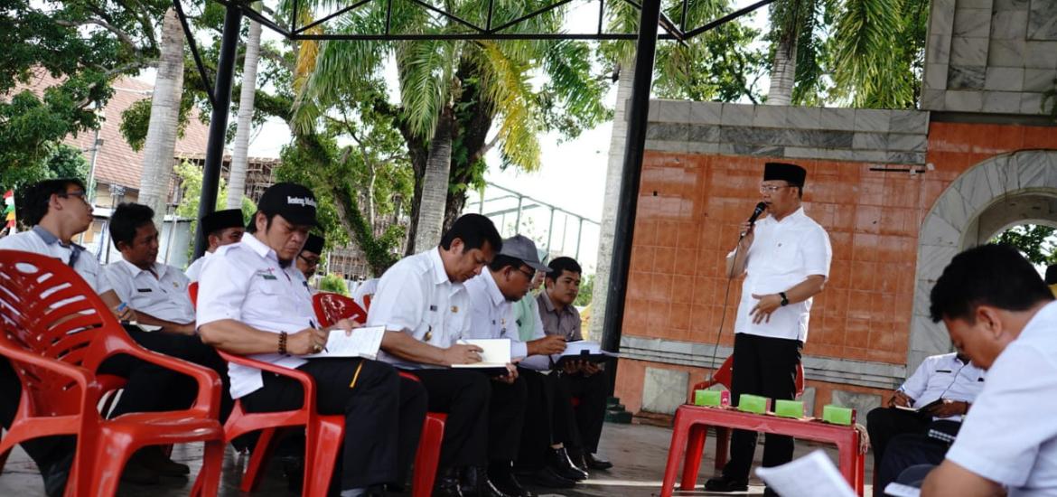 Peninjauan sekaligus Rapat di Lapangan terkait Pembangunan Lapangan Merdeka