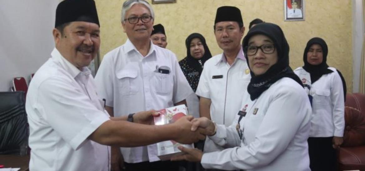 Pemkot Bengkulu menerima kunjungan tim Monitoring dan Evaluasi Badan Pembinaan Hukum Nasional (BPHN) terkait Jaringan Dokumentasi dan Informasi Hukum (JDIH)