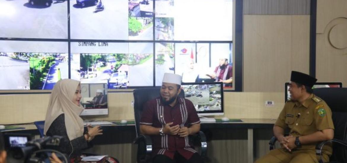 Acara Selamat Pagi Kota Bengkulu Rakyat Bengkulu Televisi (RBTV) dengan tema Mengontrol Kota Bengkulu Melalui Monitoring Center