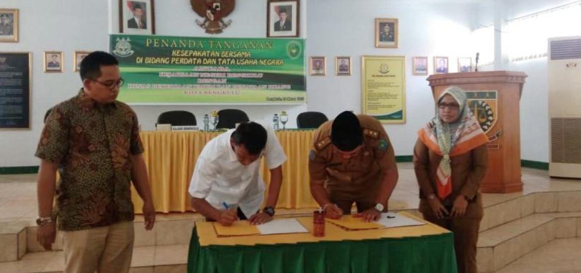 Dinas Pekerjaan Umum dan Penataan Ruang melakukan Memorandum of Understanding (MoU) dengan Kejaksaan Negeri Bengkulu
