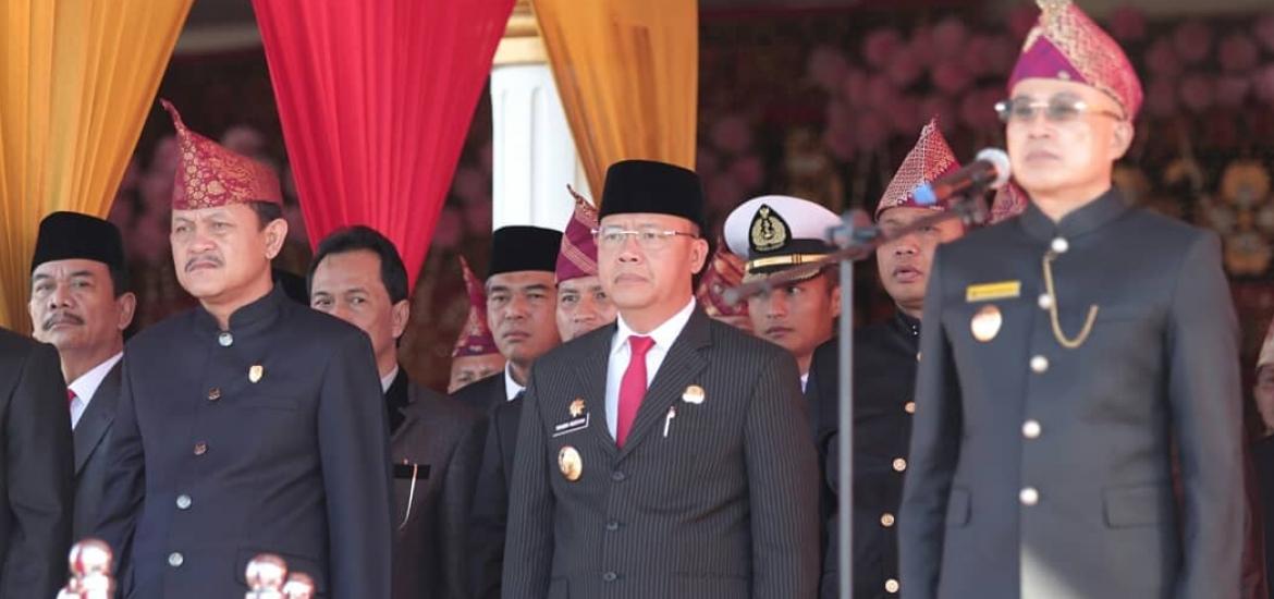 Plt. Bupati Bengkulu Selatan, Gusnan Mulyadi memimpin upacara peringatan hari jadi ke- 70