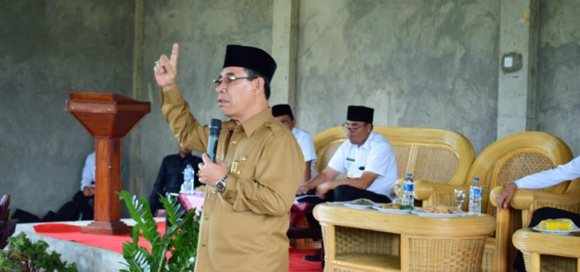 Bupati Rejang Lebong, Ahmad Hijazi