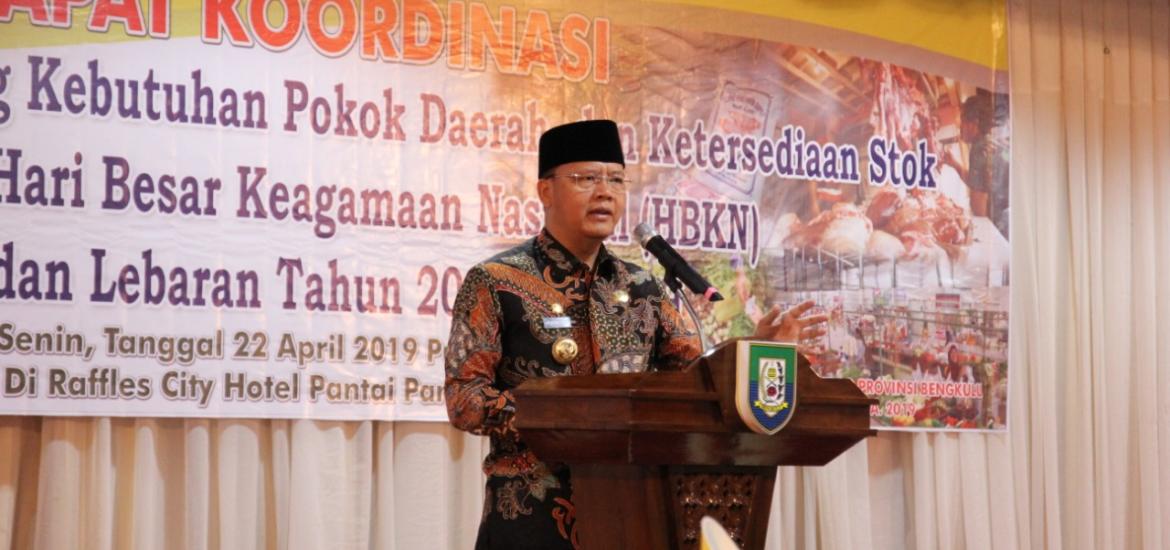 Gubernur Bengkulu ROhidin Mersyah saat Rakoor Stabilitas Harga Barang Kebutuhan Pokok Daerah dan Ketersediaan Stock Menjelang Hari Besar Keagamaan Nasional (HBKN) Puasa dan Lebaran Tahun 1440 H/ 2019 M