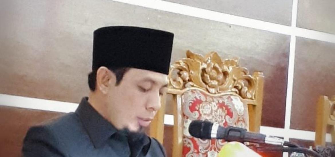 Wawalikota Bengkulu Dedy Wahyudi menyampaikan Nota Pengantar Raperda LPJ APBD 2018