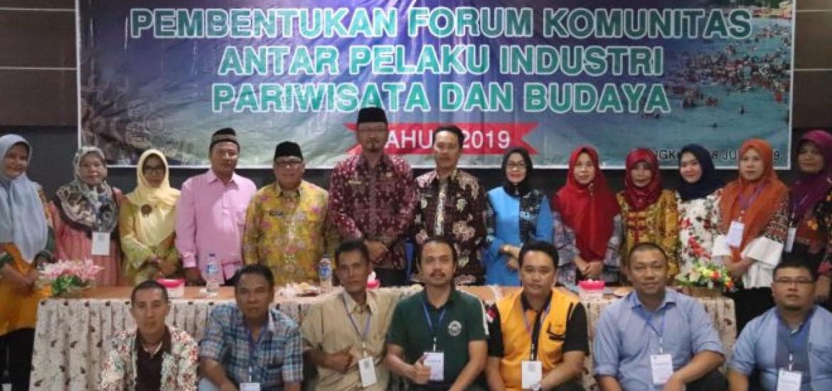 Fasilitasi Pembentukan Forum Komunitas Antar Pelaku Industri Pariwisata dan Budaya