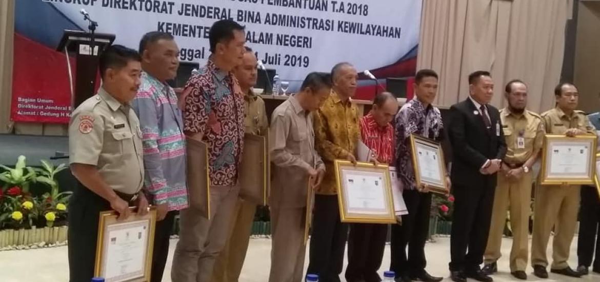 Penyerahan secara simbolis