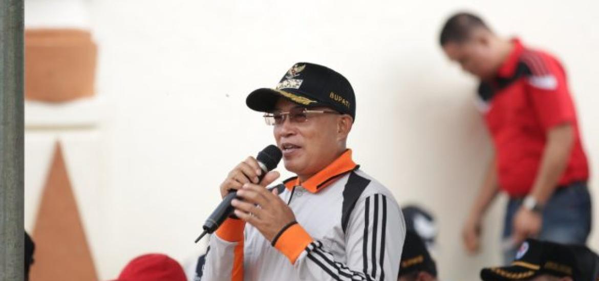 Bupati Bengkulu Selatan Gusnan Mulyadi