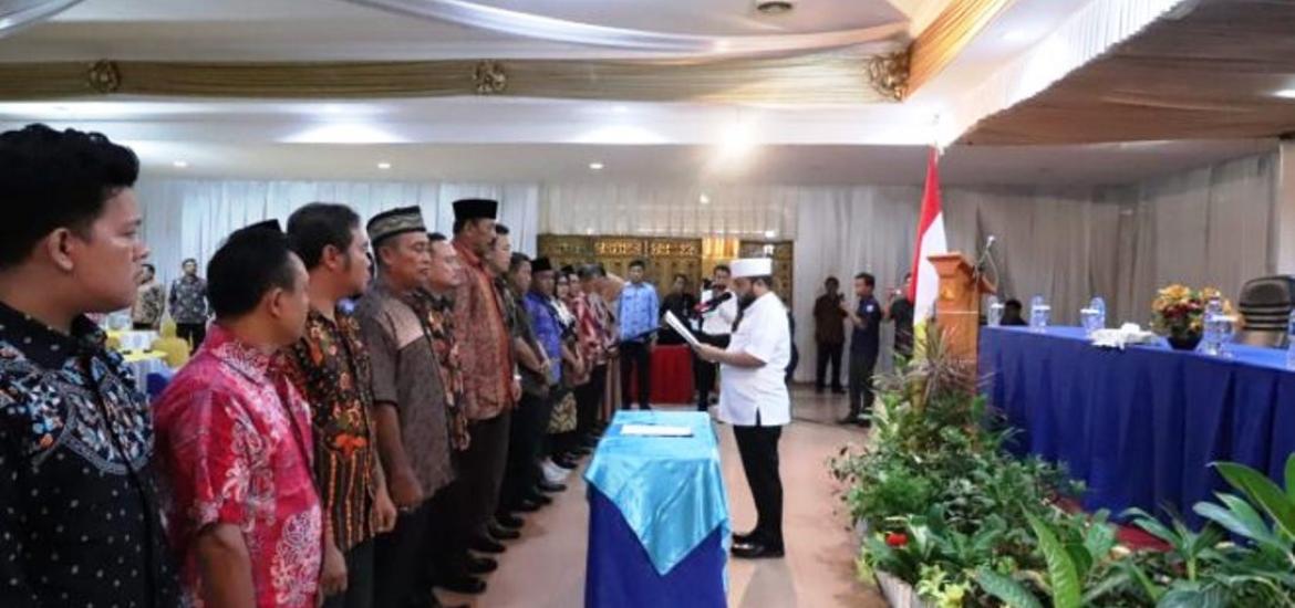 Walikota Bengkulu Helmi Hasan saat pengukuhan Anggota FKDM Hotel Raffless City, Selasa (1/10/2019).