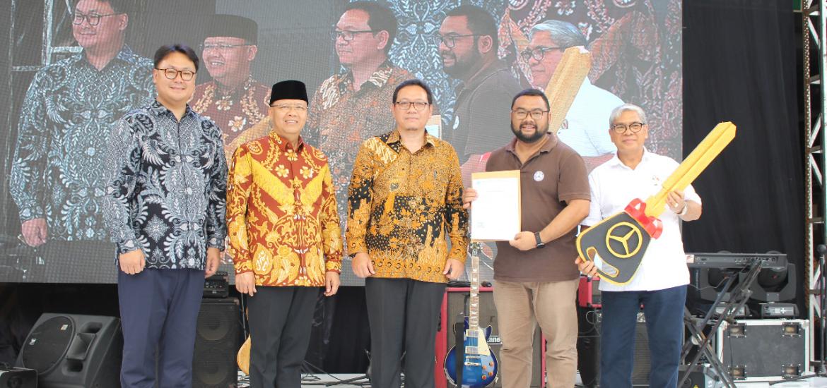 Launching Aplikasi Pembelian Tiket BUZZIT di Pool PO. SAN