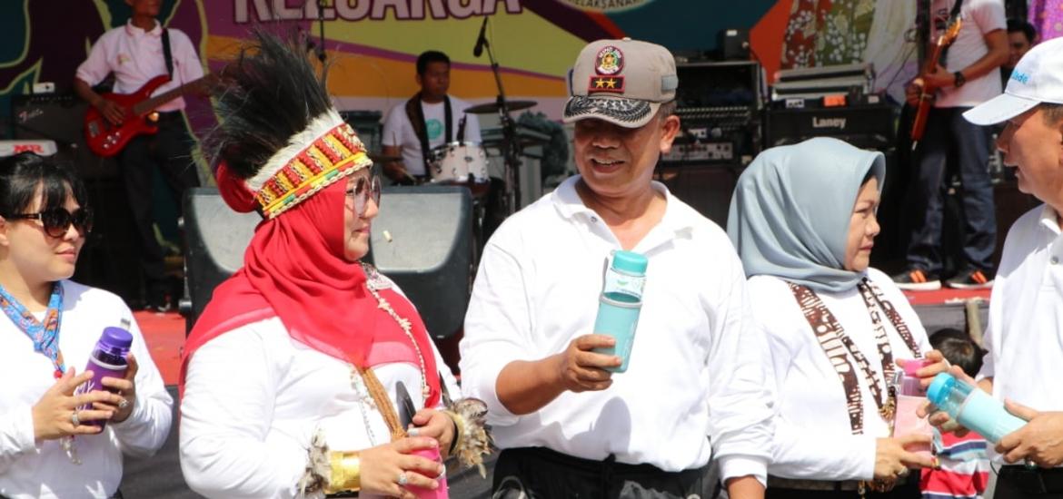 Polda Bengkulu menggelar kegiatan jalan santai. Kegiatan yang dikonsepkan dengan car free day
