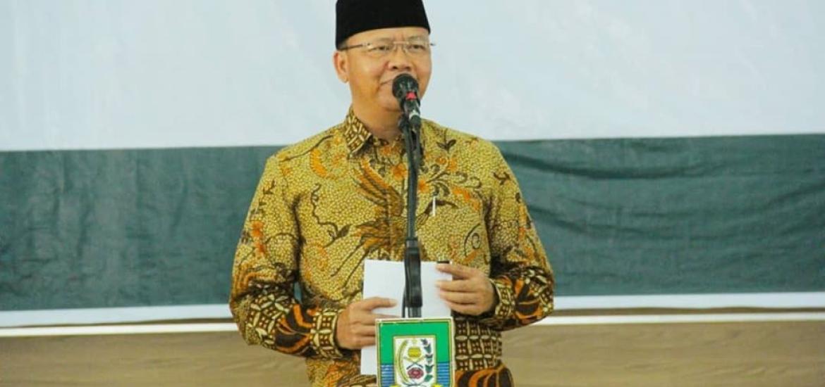 Gubernur Rohidin saat Rapat Kerja Kepala Desa Se- Provinsi Bengkulu