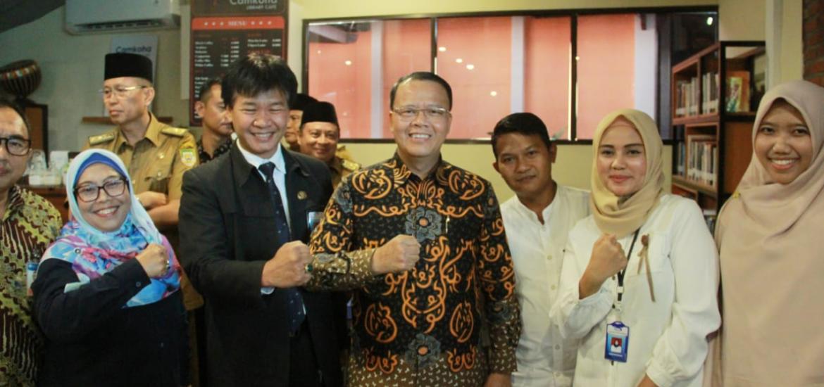 Sharing Session Camkoha Library Cafe
