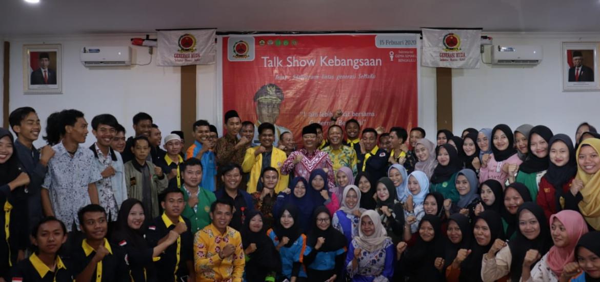 Gubernur Rohidin Gelorakan Semangat Pada Pemuda Semaku