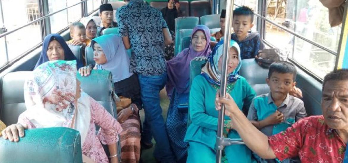 Bus Pemkot Dimanfaatkan untuk Antar Keluarga Pengantin