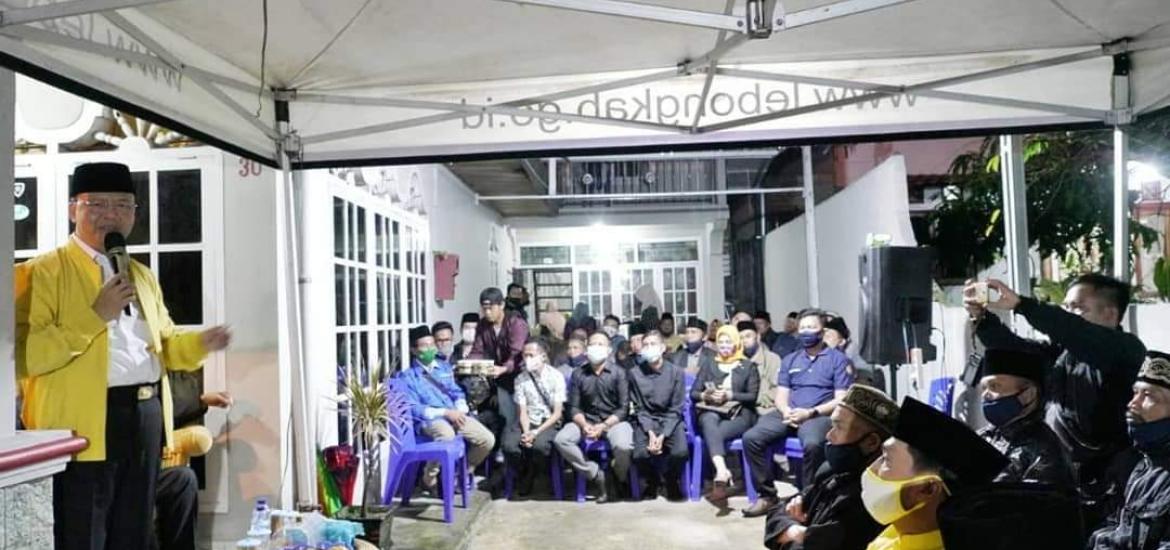 Gubernur Rohidin bersama masyarakat Air Bang Curup