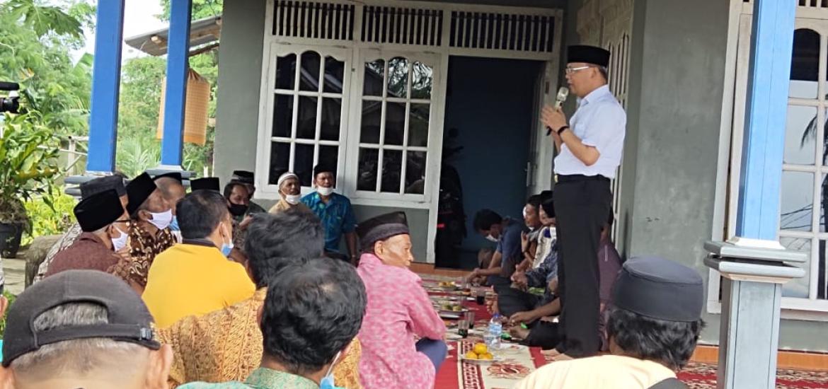 Rohidin saat di Giri Kencana Kecamatan Ketahun Bengkulu Utara