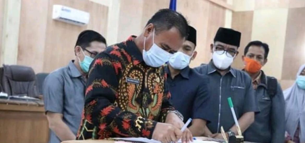DPRD Mukomuko Gelar Paripurna Pengesahan APBD 2021