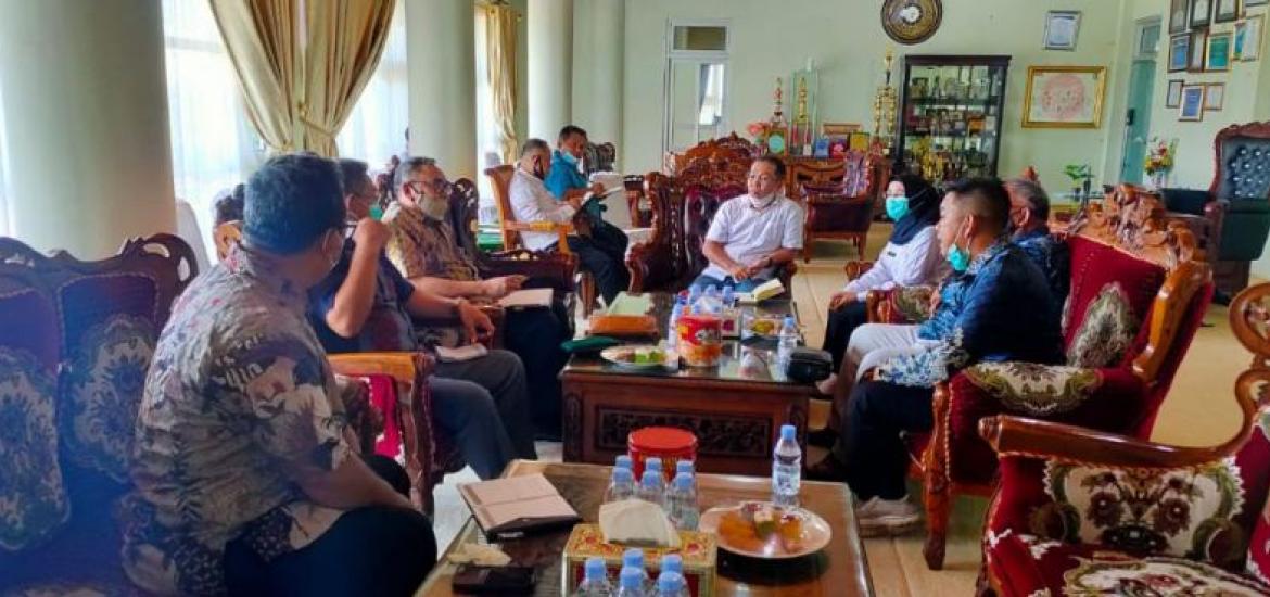 Bupati Mukomuko Ajak Investor Membangun Mukomuko