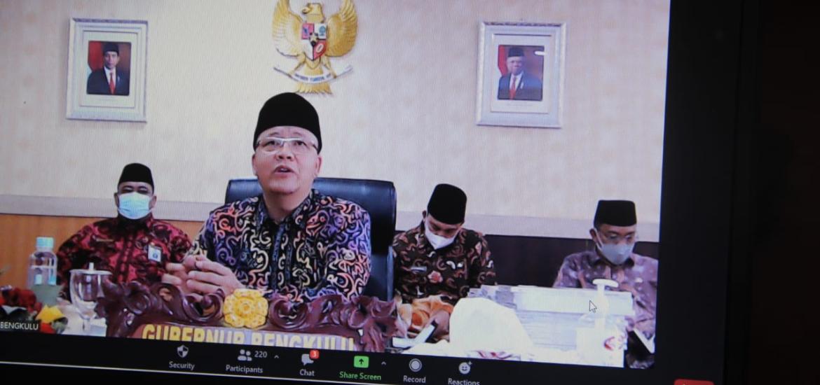 Gubernur Rohidin Mersyah