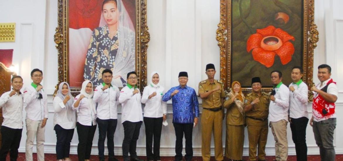 Gubernur Rohidin bersama HKTI