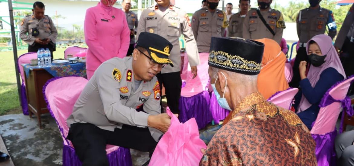 Pembagian Sembako