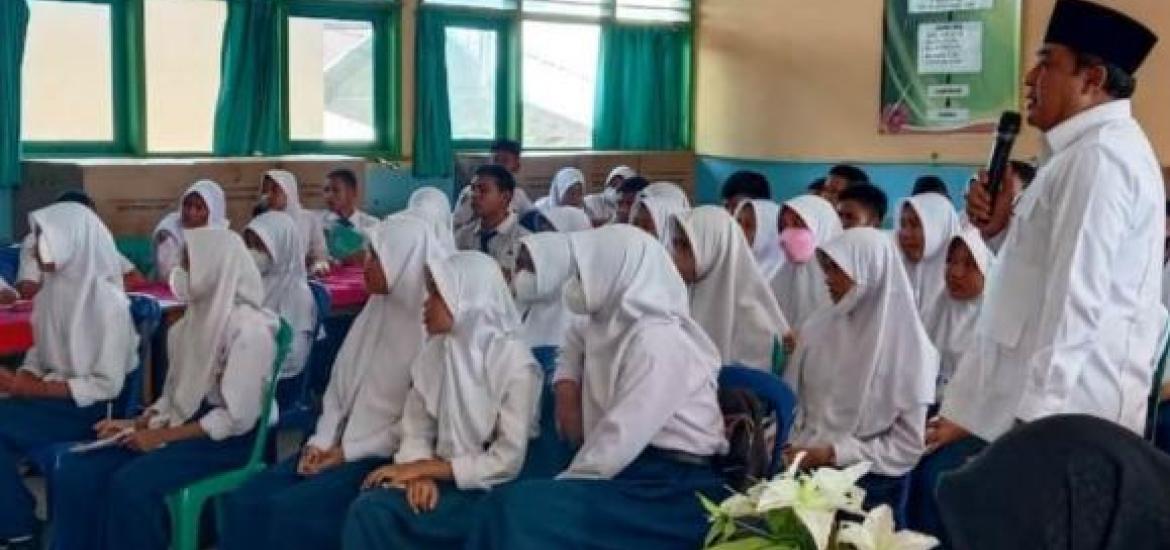Dewan Kota Bengkulu Sosialisasikan Pencegahan Narkoba Kepada Para Pelajar