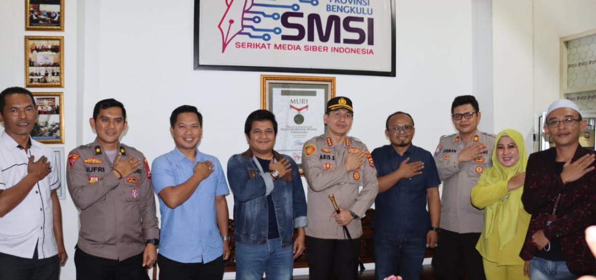 Kapolresta Bengkulu Kunjungi Kantor SMSI 