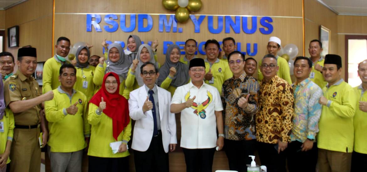 RSUD M YUNUS