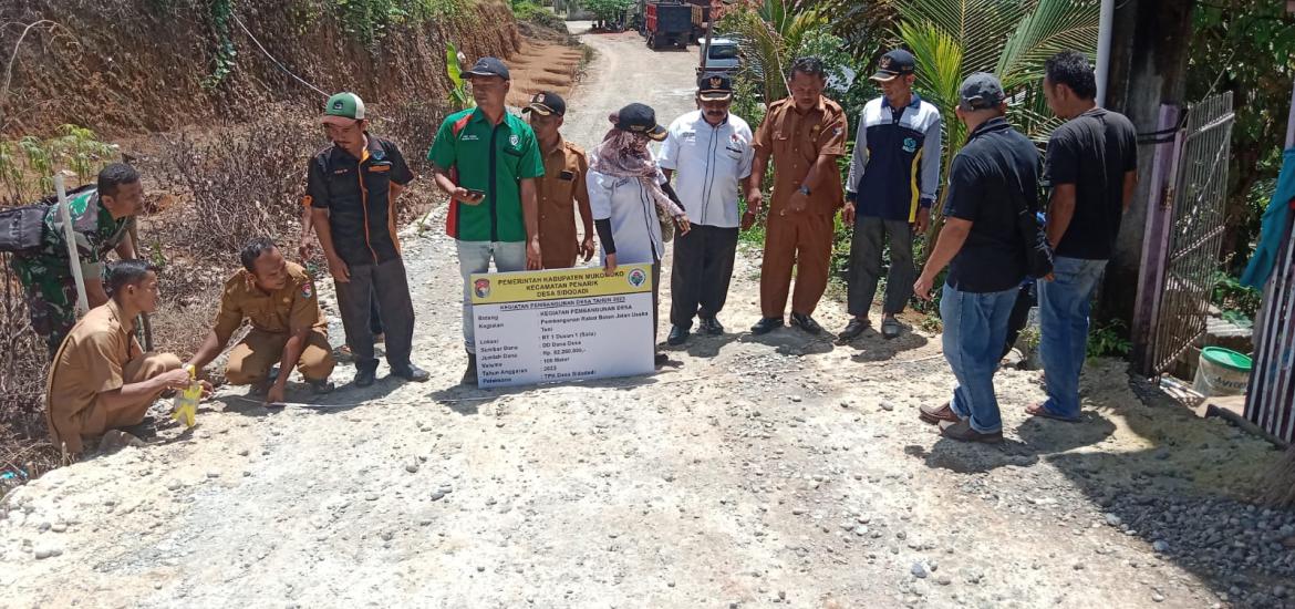 Pembangunan Rabat BetoN Desa Sidodadi