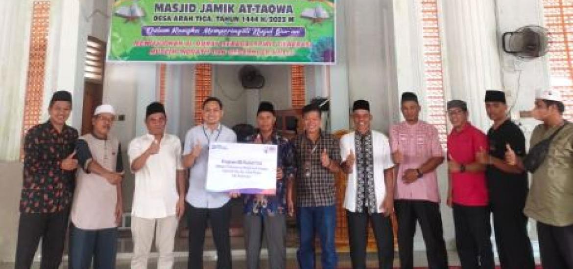 BRI Salurkan CSR Puluhan Juta untuk Pembangunan Masjid Desa Arah Tiga