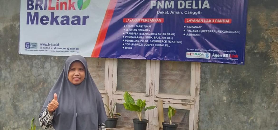 Ketua Mekaar Jadi AgenBRILink, Sosok Ibu Muda Ini Buktikan Manfaat Pemberdayaan Holding Ultra Mikro