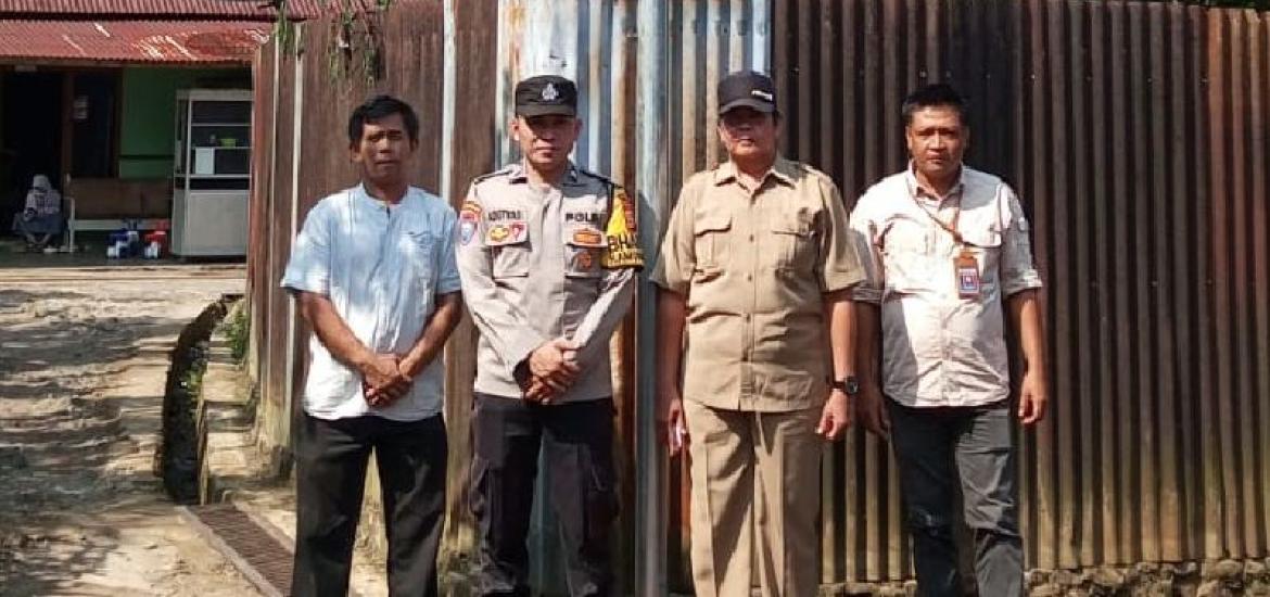 Pemdes Karang Anyar Realisasikan Pengadaan Lampu Tenaga Surya