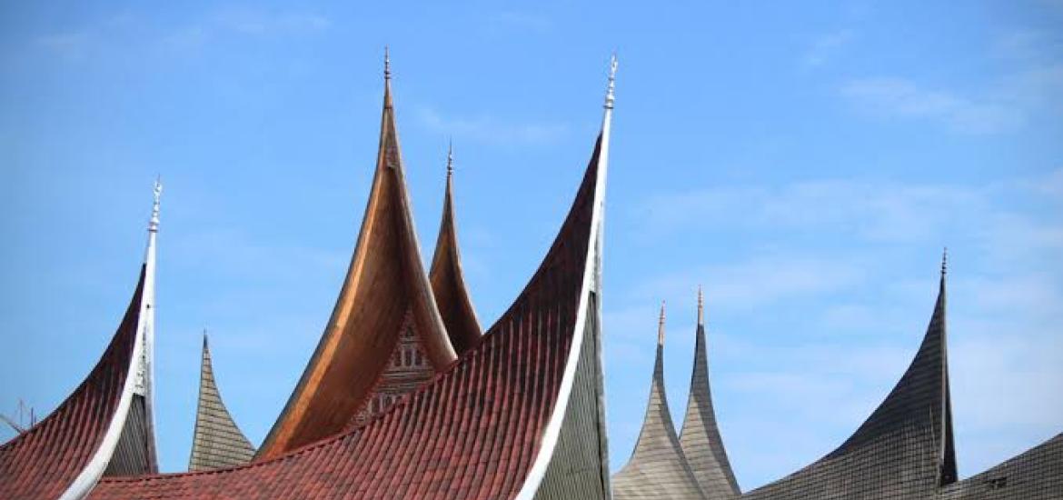 Bentuk Gonjong Rumah Gadang di Minangkabau
