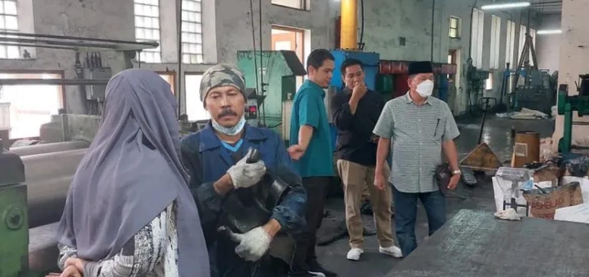 Wakil Ketua Komisi II DPRD Provinsi Bengkulu Suimi Fales Minta BUMD Cari Peluang Mengembangkan Potensi Daerah
