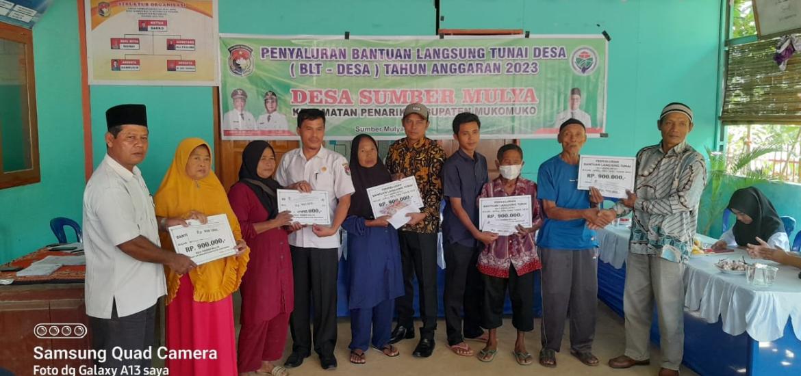 Pembagian BLT DD