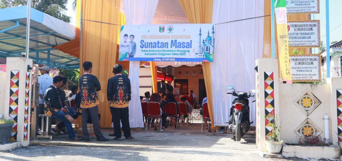 Kegiatan Sunat Massal Pekon Kedamaian Kota Agung Berjalan Lancar