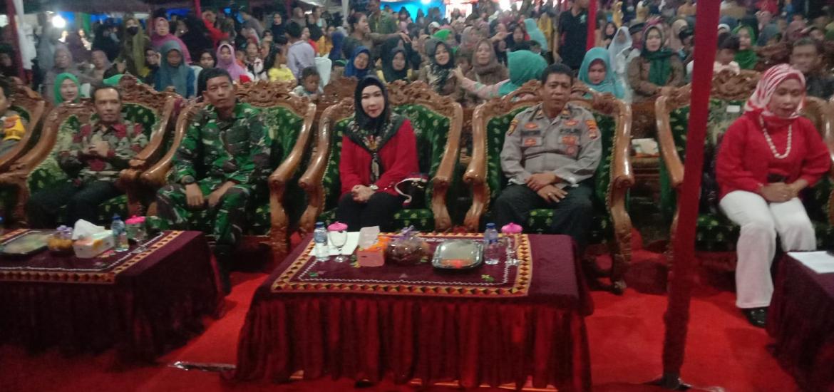 Bupati Tanggamus Buka Hiburan Pasar Malam Di Pekon Kota Agung 