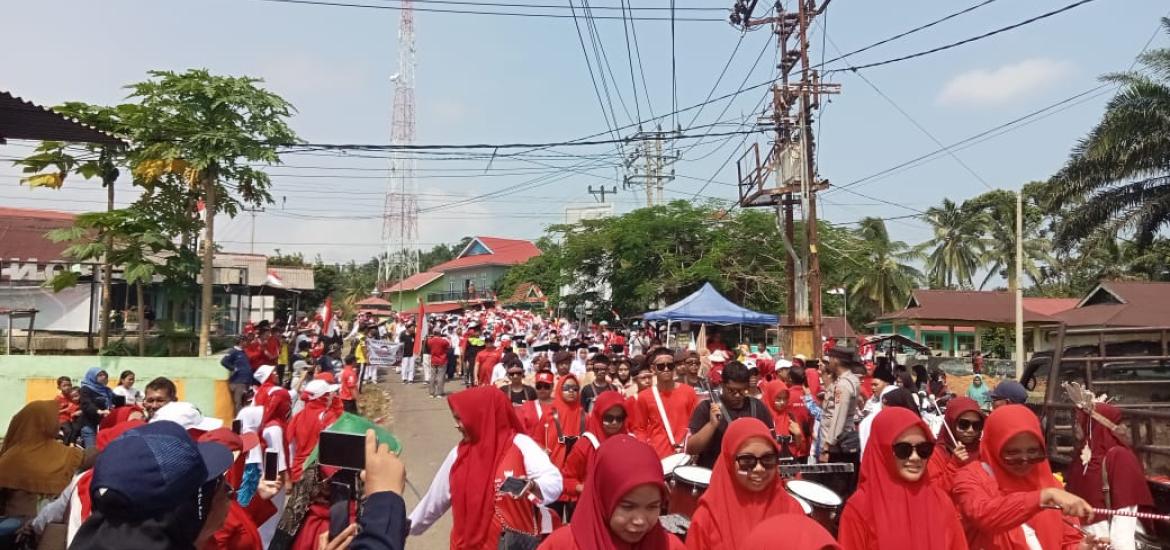 Karnaval Jalan Santai di Kecamatan Teramang Jaya Diikuti Ribuan Peserta