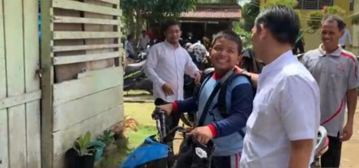 Ketua DPRD Mukomuko Tinjau Langsung Fasilitas SDN 15 Penarik