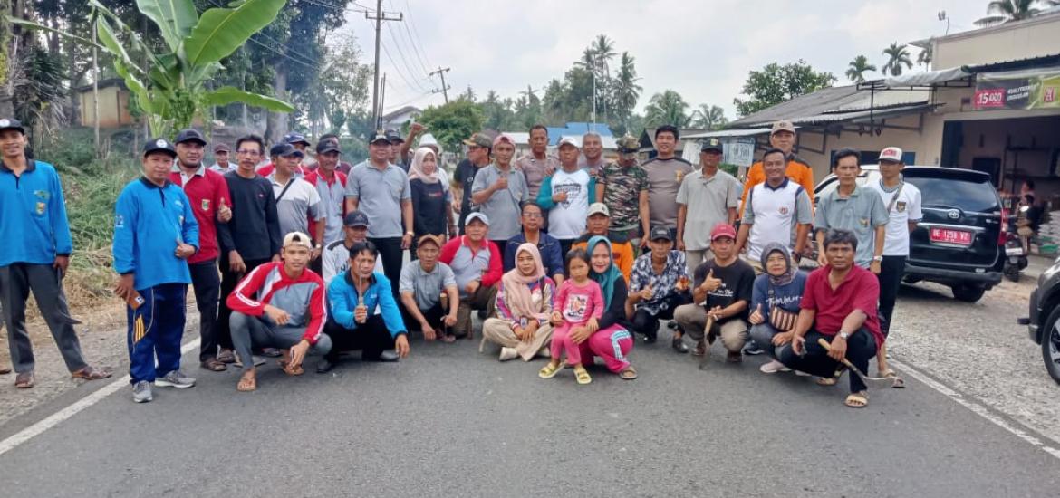 Masyarakat Antusias Ikuti Jumpa Berlian di Pekon Bandar Sukabumi
