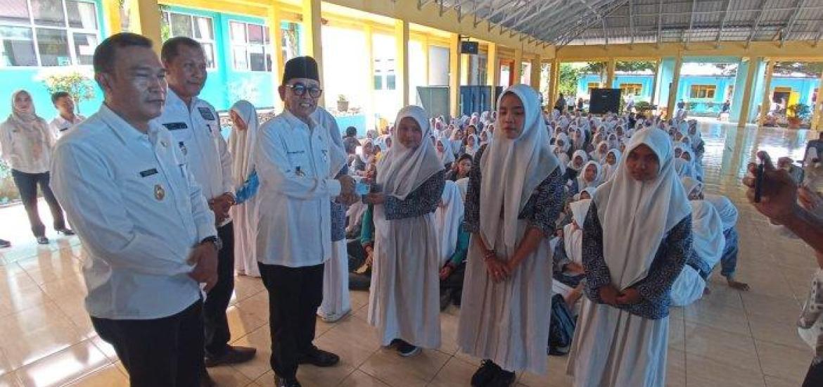 Bupati Kepahiang Apresiasi Dukcapil Jemput Bola Rekam E-KTP Untuk Pelajar