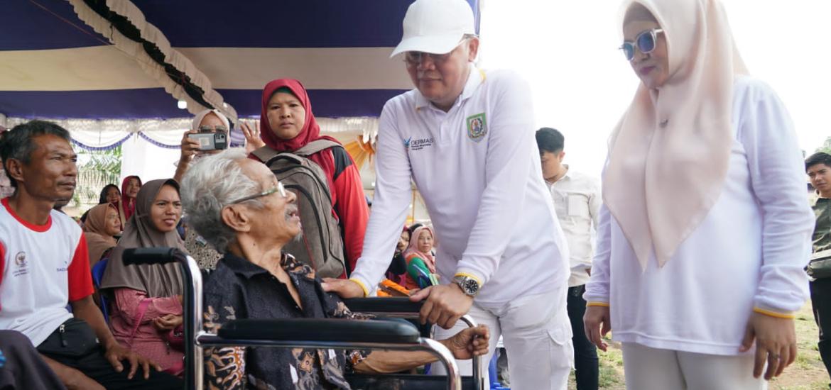 HUT Provinsi Bengkulu dan Hari Kesehatan Nasional, Pemprov Gelar Bakti Sosial di Desa Suka Negeri