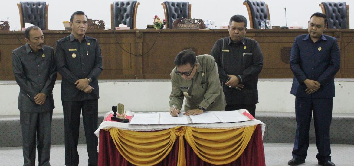 DPRD Kepahiang Sahkan Perda Pajak dan Retribusi Daerah